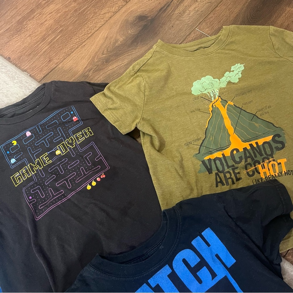 Boys t-shirt lot of 5, size 6/7 - Picture 4 of 5
